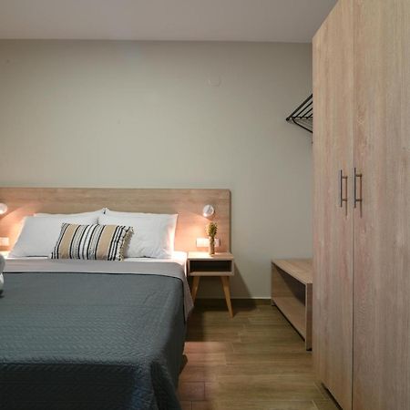 Niel Holiday Apartments, Panel Hospitality Homes & Villas Leptokaryá Exterior foto