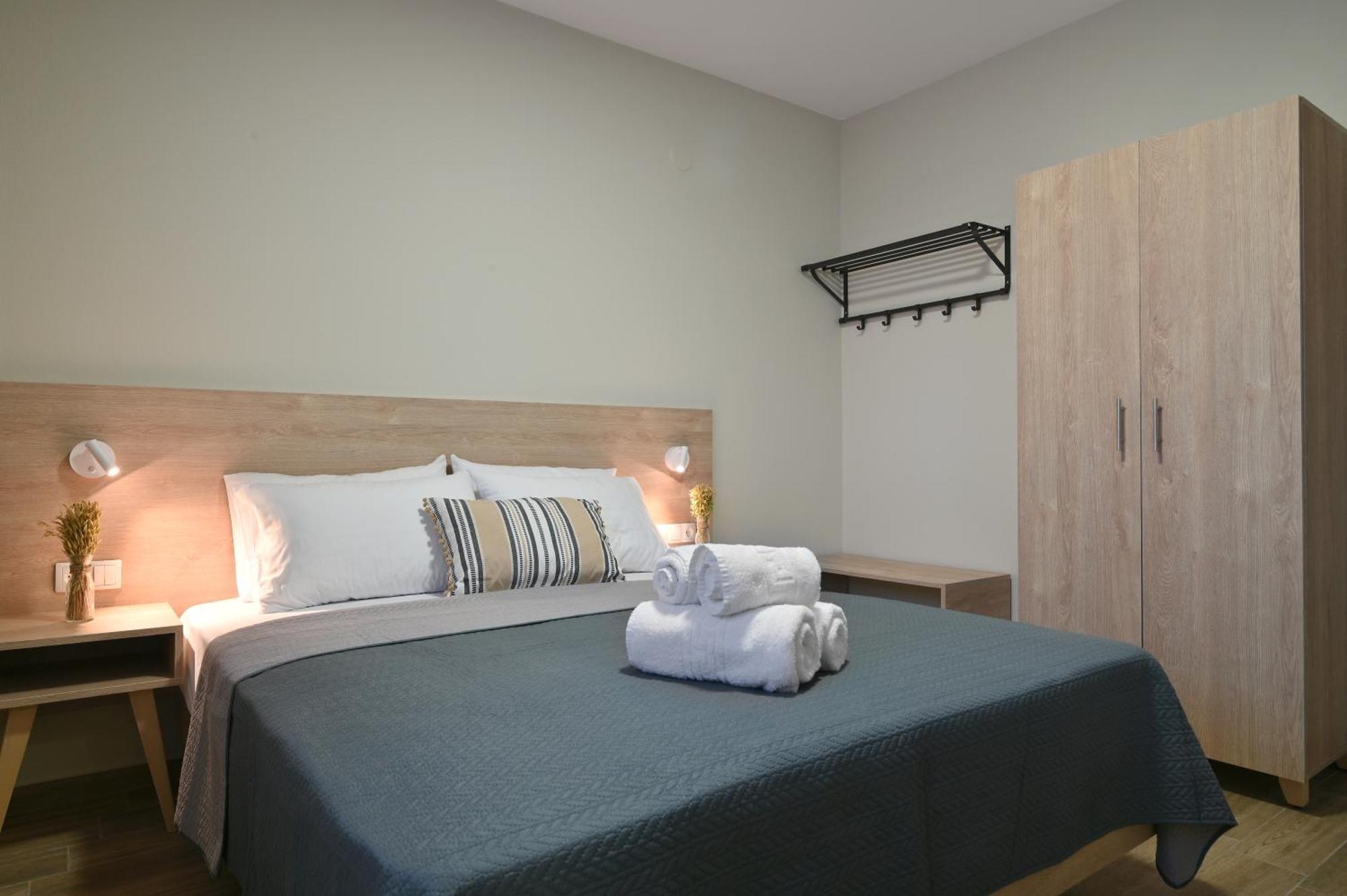 Niel Holiday Apartments, Panel Hospitality Homes & Villas Leptokaryá Exterior foto